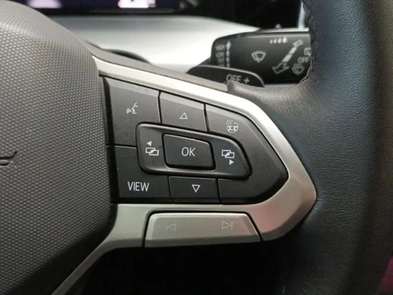 Volkswagen Golf usata a Milano (12)