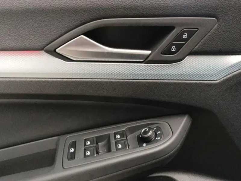 Volkswagen Golf usata a Milano (18)