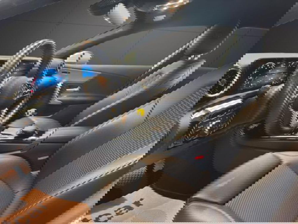 Mercedes-Benz Classe A usata a Milano (10)