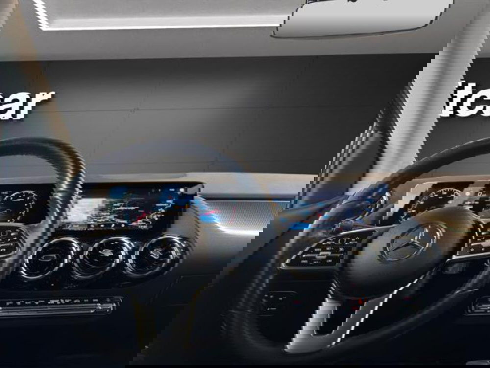 Mercedes-Benz Classe B usata a Milano (9)