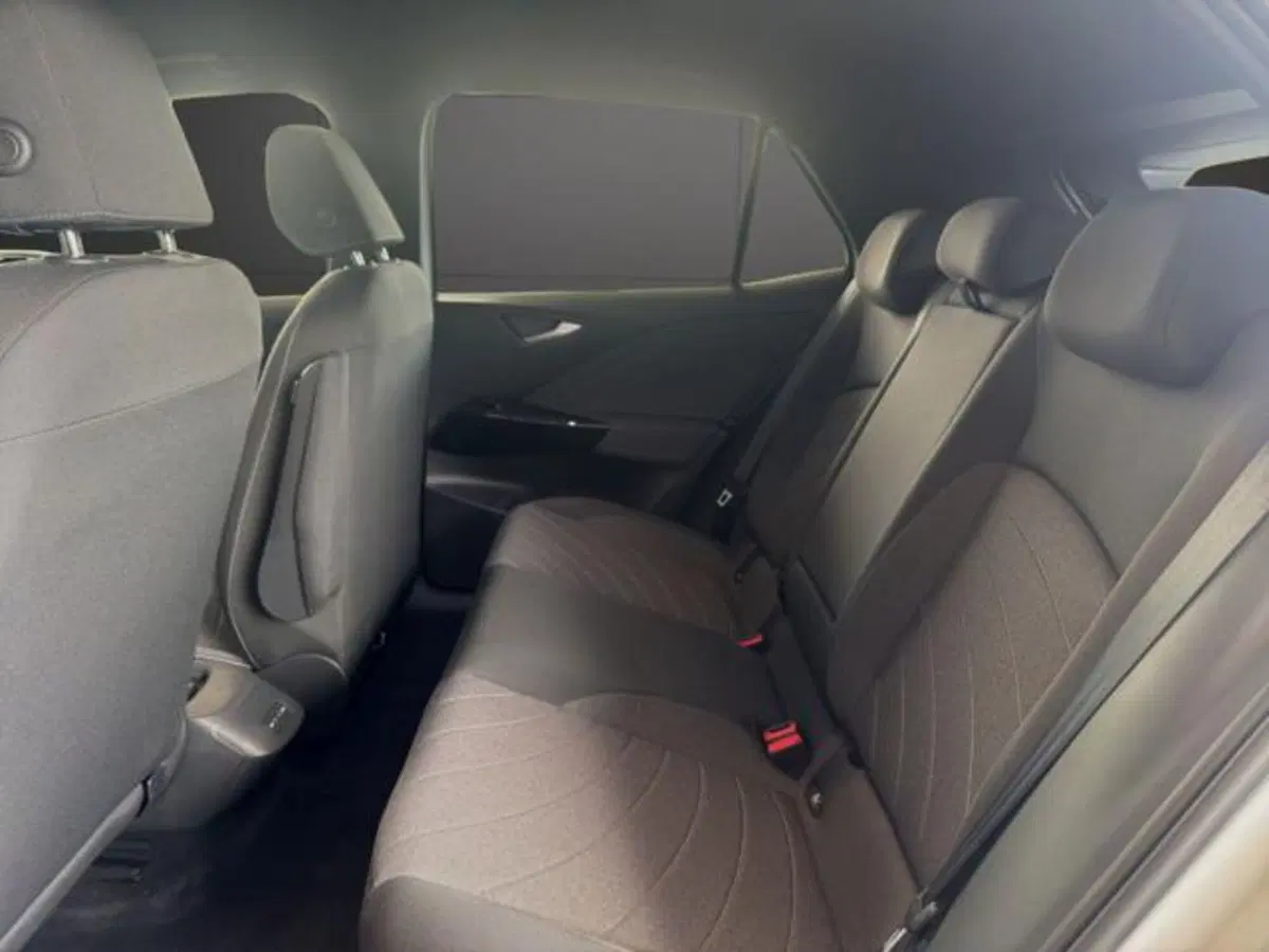 Volkswagen ID.3 nuova a Milano (13)