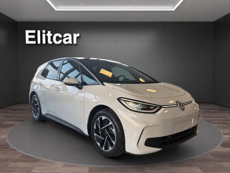 Volkswagen ID.3 nuova a Milano (3)