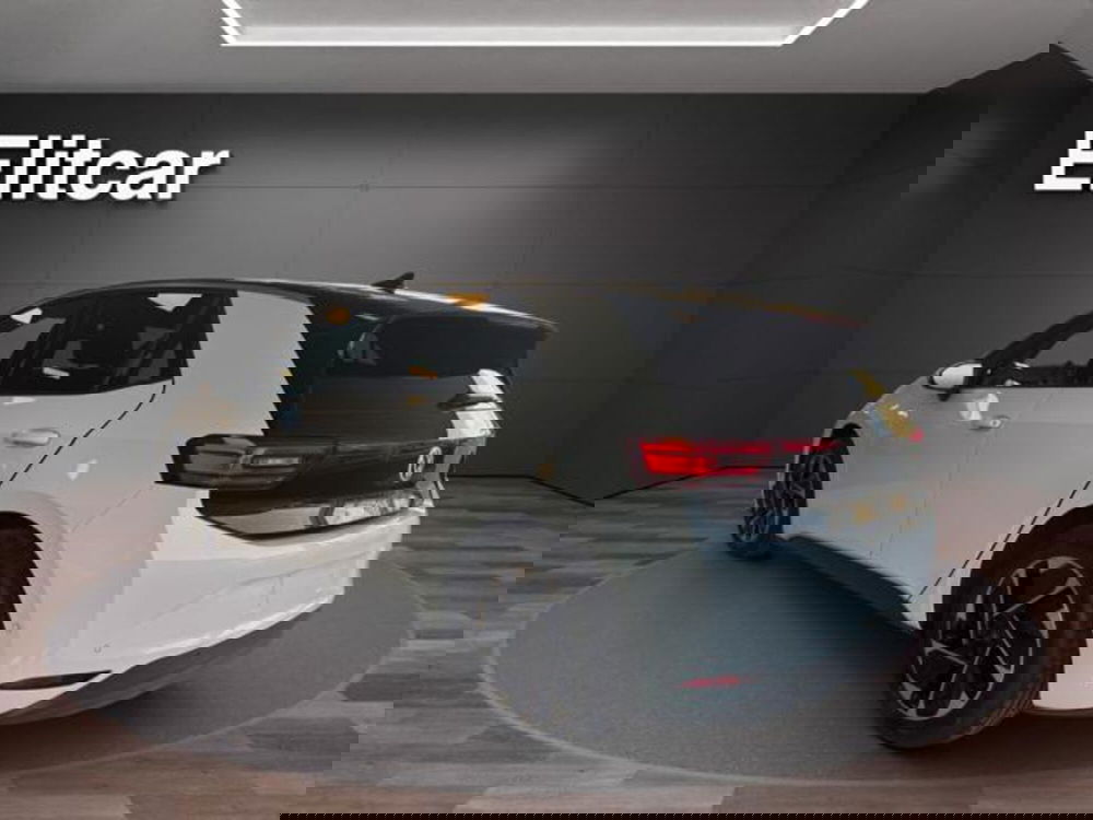 Volkswagen ID.3 nuova a Milano (6)