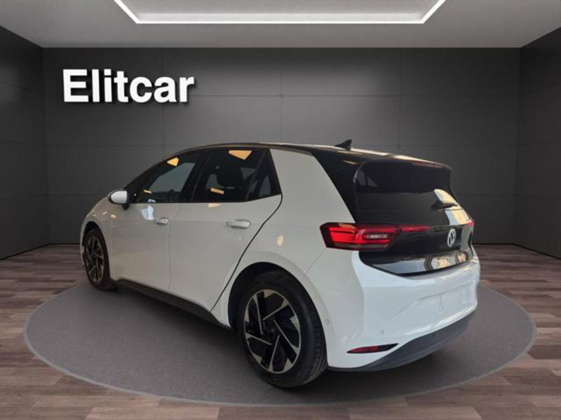 Volkswagen ID.3 nuova a Milano (6)