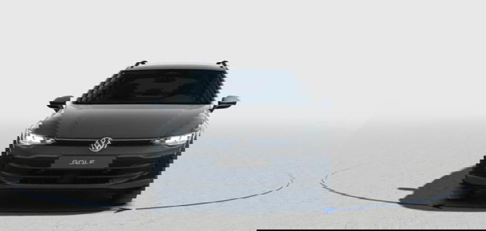 Volkswagen Golf Variant nuova a Milano