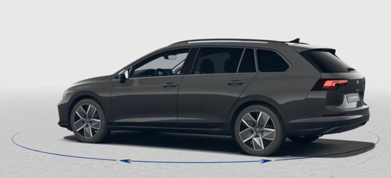 Volkswagen Golf Variant nuova a Milano (3)