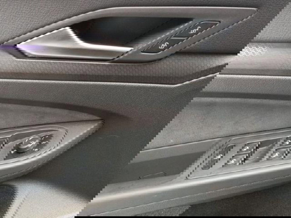 Volkswagen Golf usata a Milano (17)