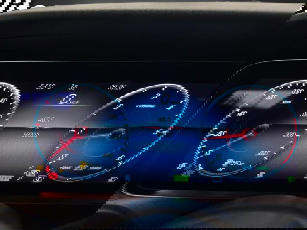 Mercedes-Benz Classe E usata a Novara (8)