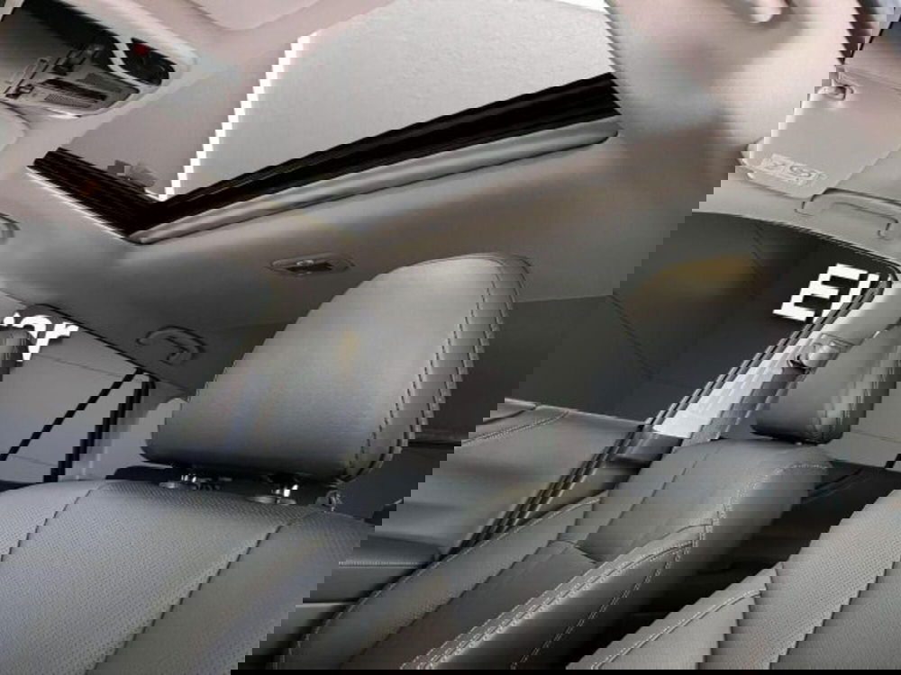 Subaru Outback nuova a Novara (14)