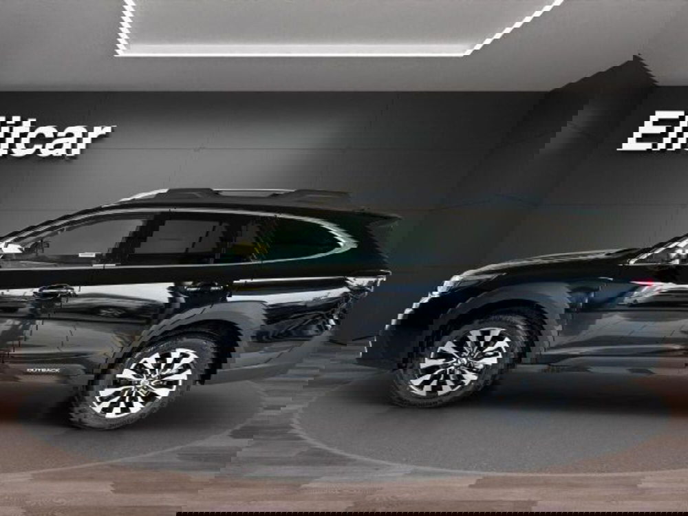 Subaru Outback nuova a Novara (3)