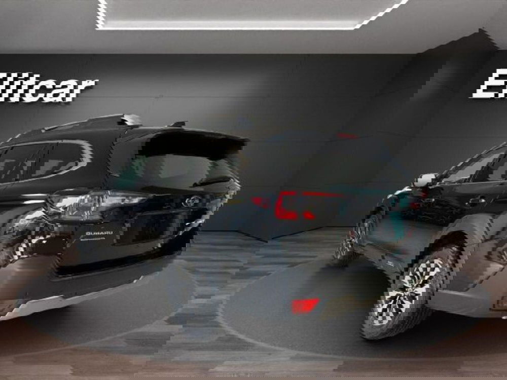 Subaru Outback nuova a Novara (5)