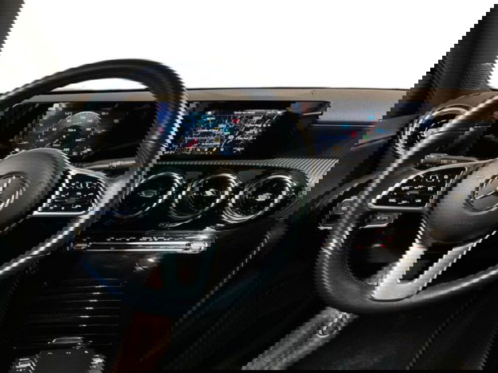 Mercedes-Benz Classe A Sedan usata a Bologna (11)