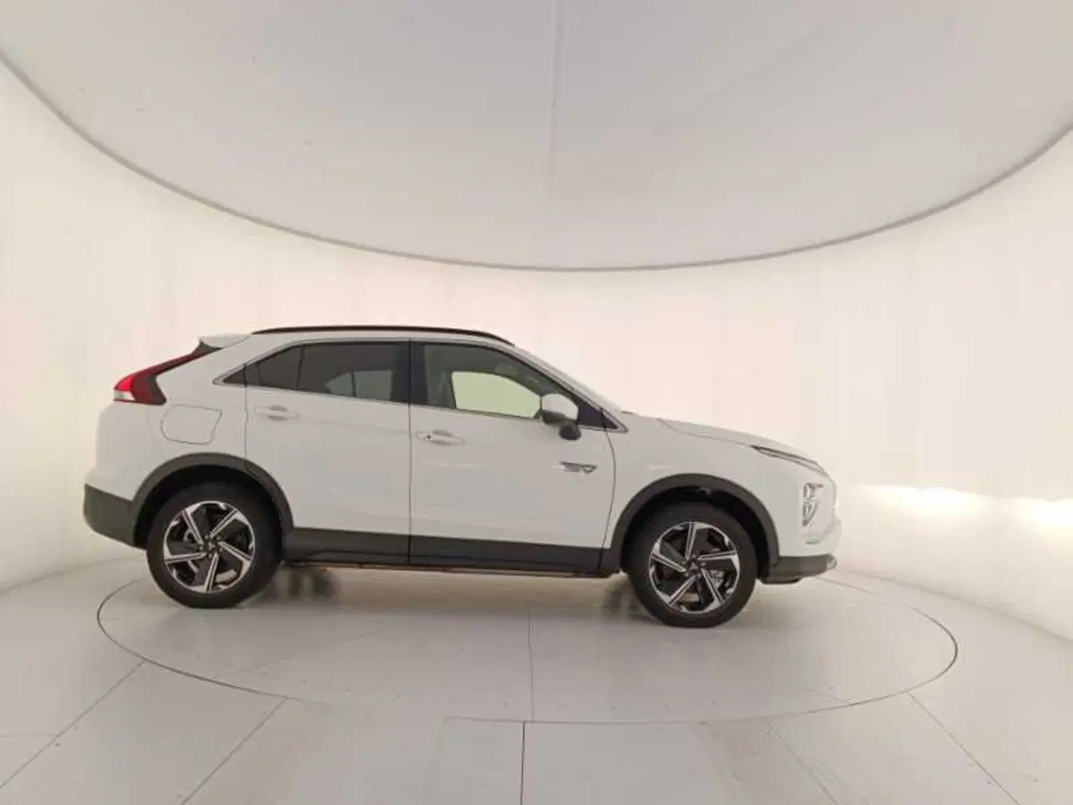 Mitsubishi Eclipse nuova a Treviso (7)