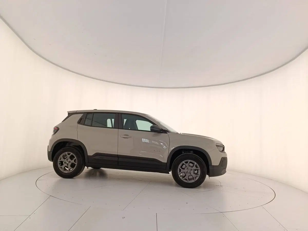 Jeep Avenger nuova a Treviso (7)