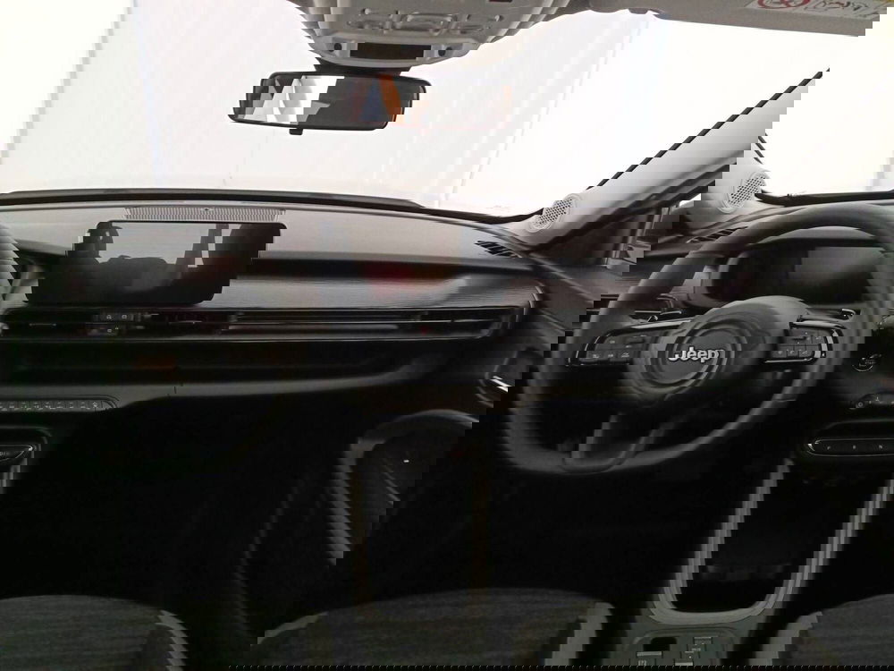 Jeep Avenger nuova a Treviso (8)