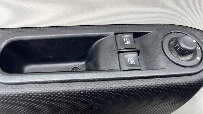 Renault Twingo usata a Parma (18)