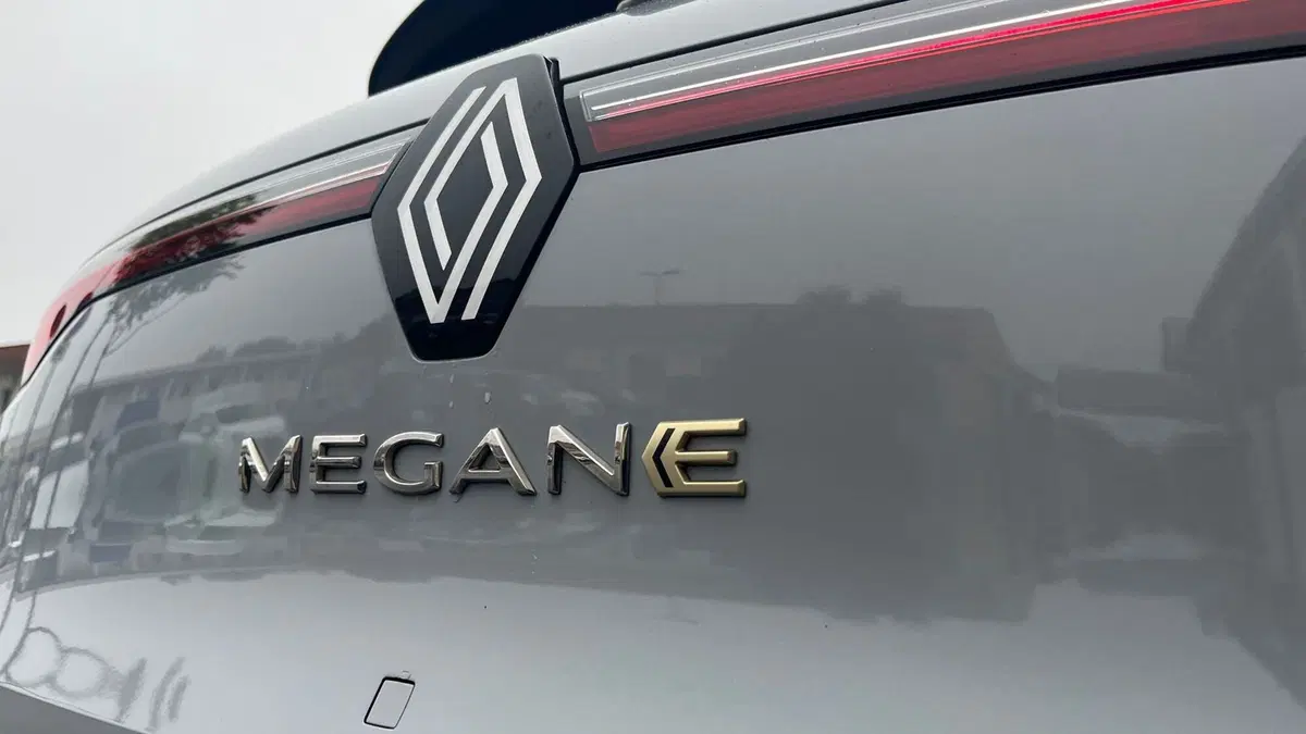 Renault Megane E-Tech Electric usata a Parma (12)
