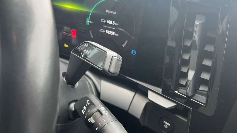 Renault Megane E-Tech Electric usata a Parma (13)