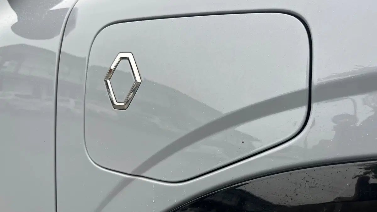 Renault Megane E-Tech Electric usata a Parma (14)