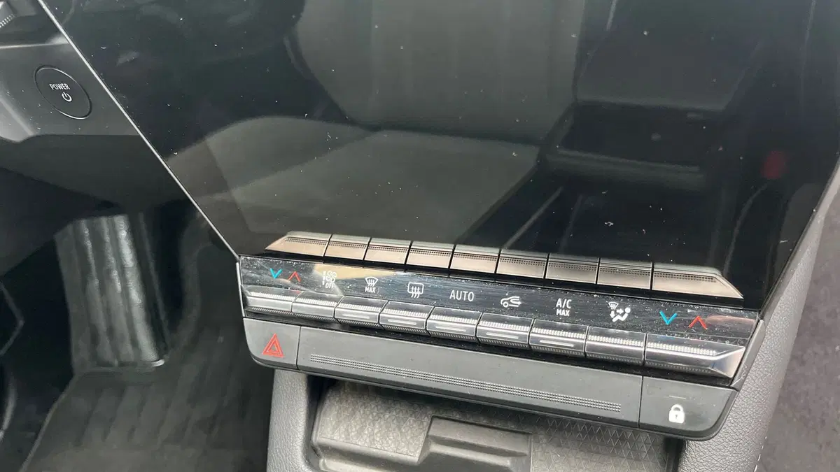 Renault Megane E-Tech Electric usata a Parma (15)