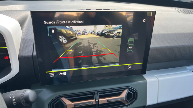 Dacia Spring usata a Parma (9)