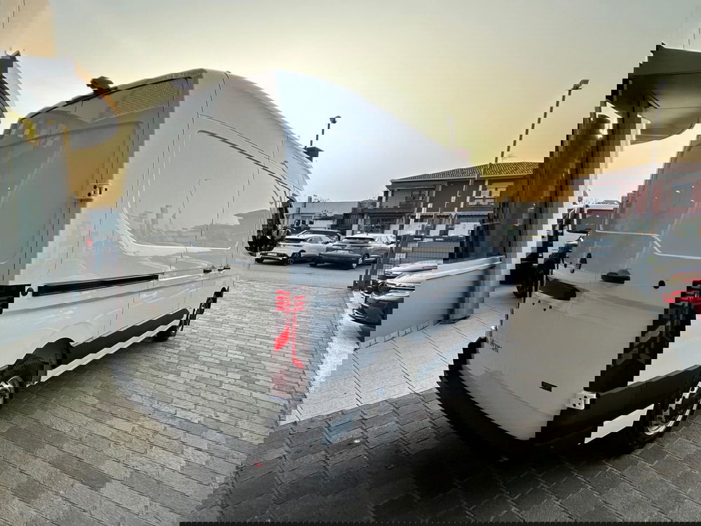 Renault Master E-Tech Electric Furgone nuova a Treviso (7)