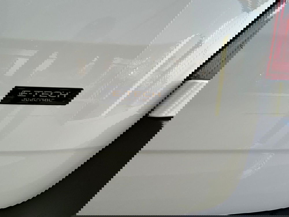 Renault Master E-Tech Electric Furgone nuova a Treviso (8)