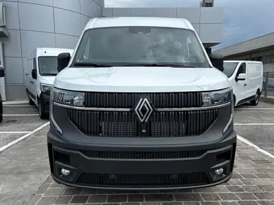 Renault Master Furgone T33 2.0 blue dci 150cv L3H2 eag9 nuova a Conegliano