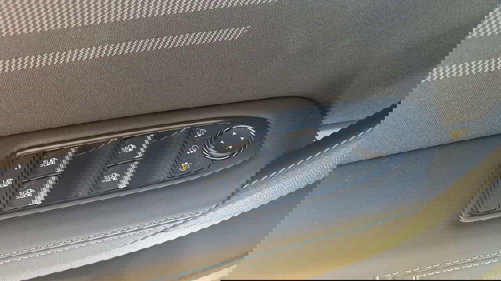 Renault Symbioz nuova a Treviso (16)