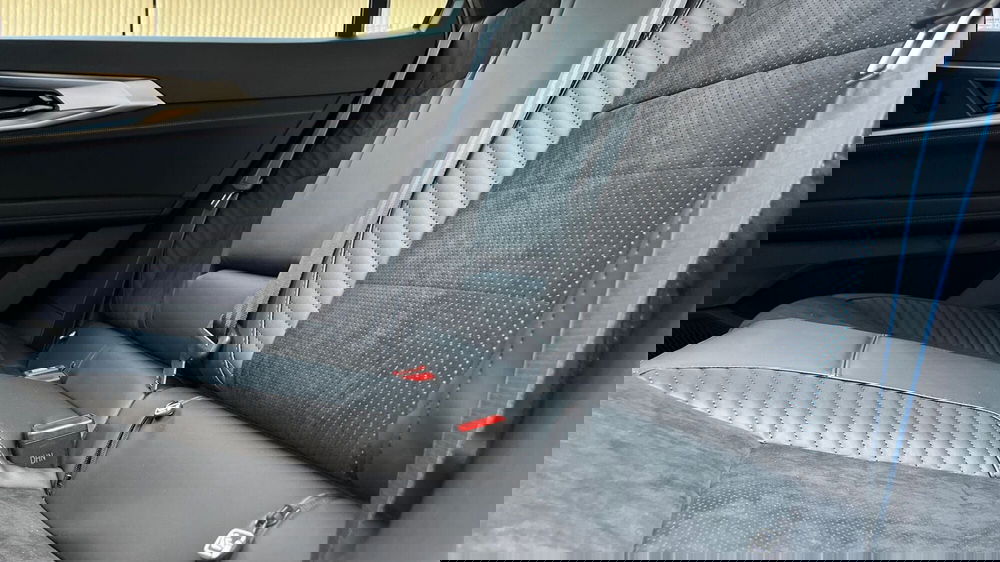 Renault Rafale nuova a Treviso (14)