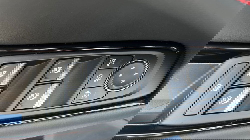 Renault Rafale nuova a Treviso (19)