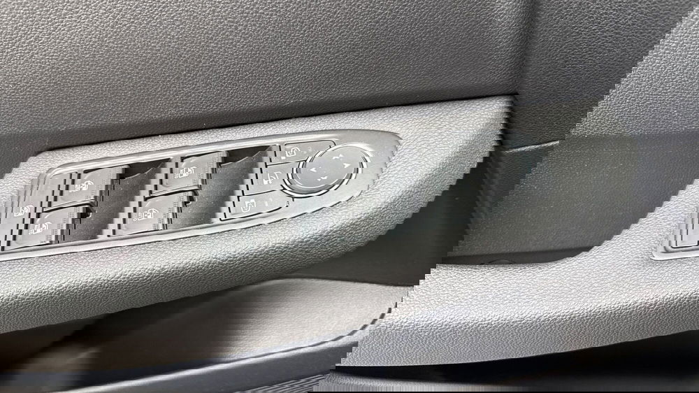 Renault Clio usata a Treviso (19)