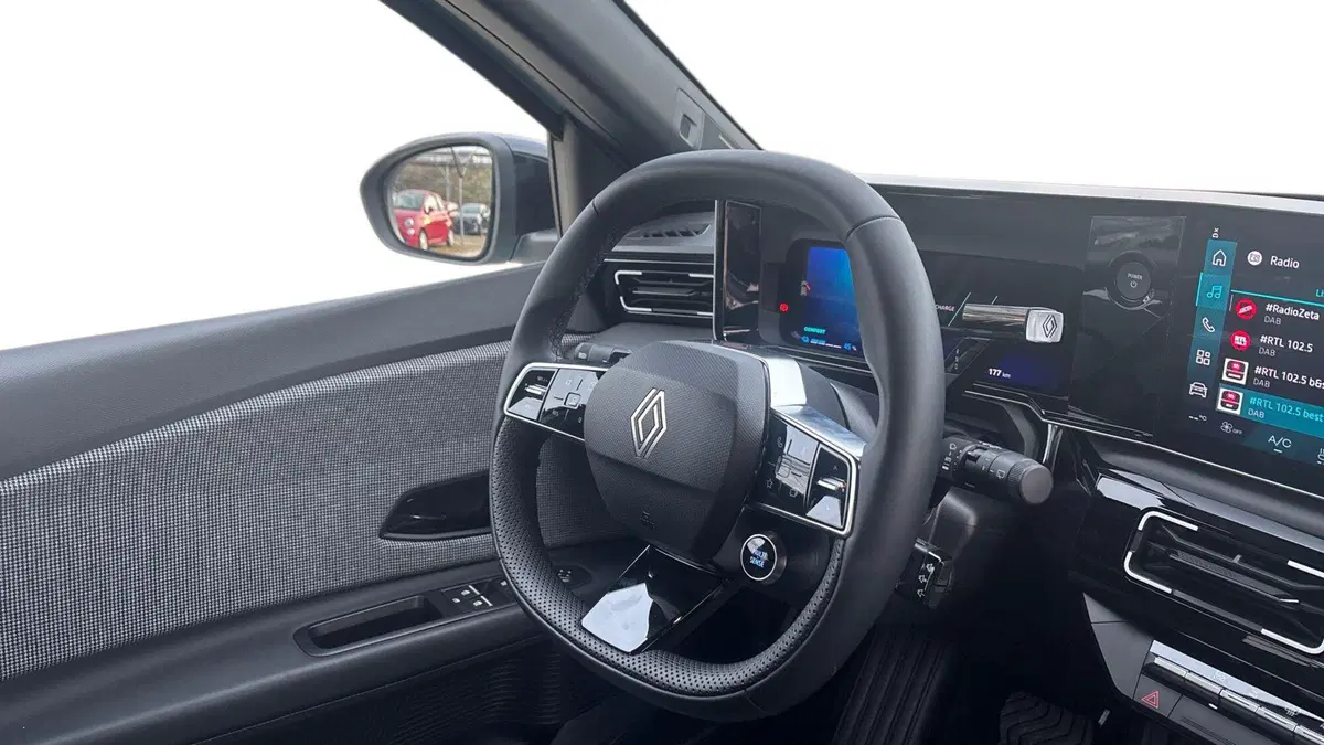 Renault Scenic E-Tech Electric usata a Treviso (7)