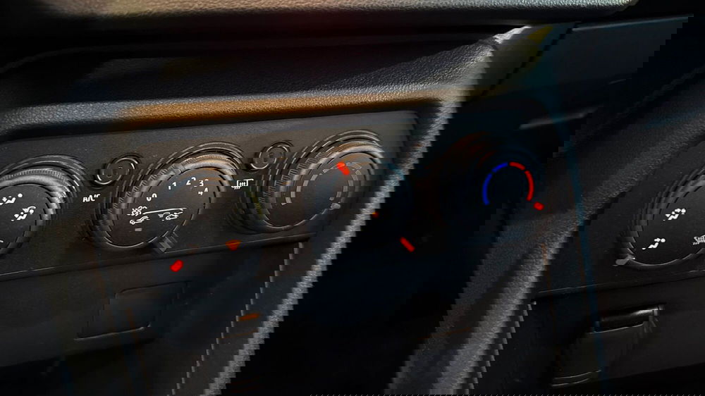 Dacia Sandero usata a Treviso (9)