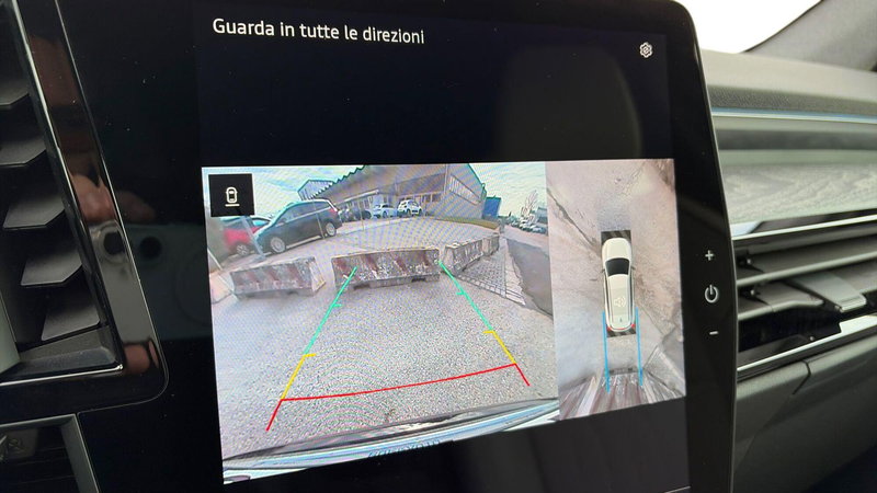 Renault Espace usata a Treviso (17)