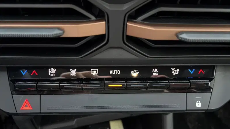 Dacia Bigster nuova a Treviso (16)