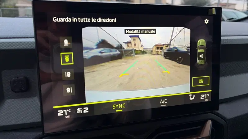 Dacia Bigster nuova a Treviso (19)
