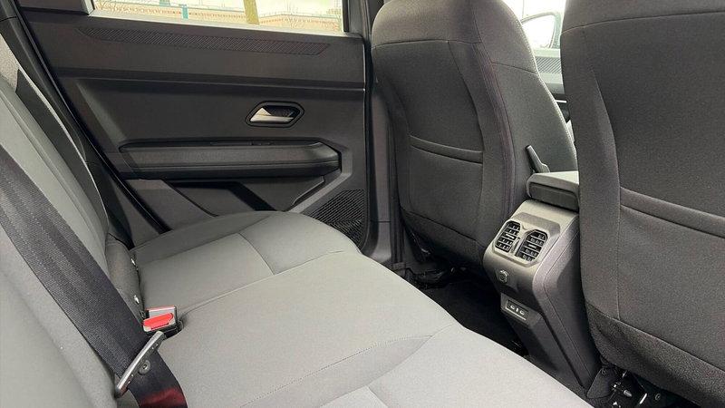 Dacia Bigster nuova a Treviso (14)