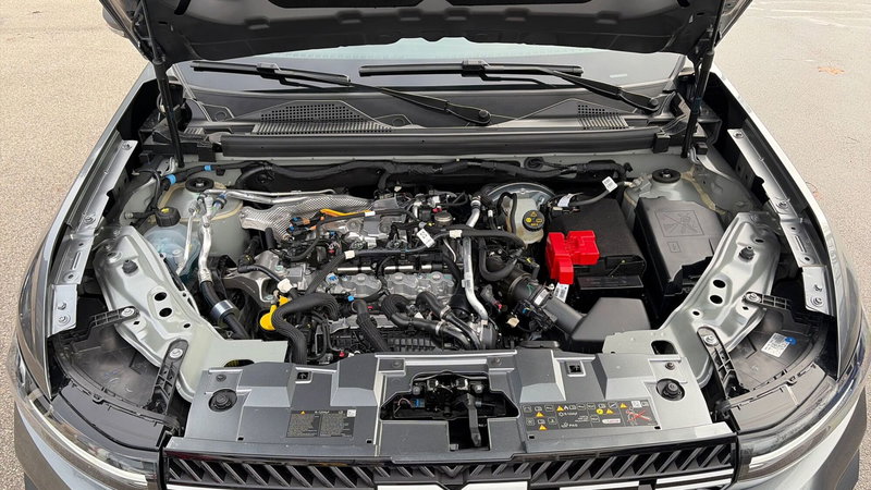 Dacia Bigster nuova a Treviso (15)