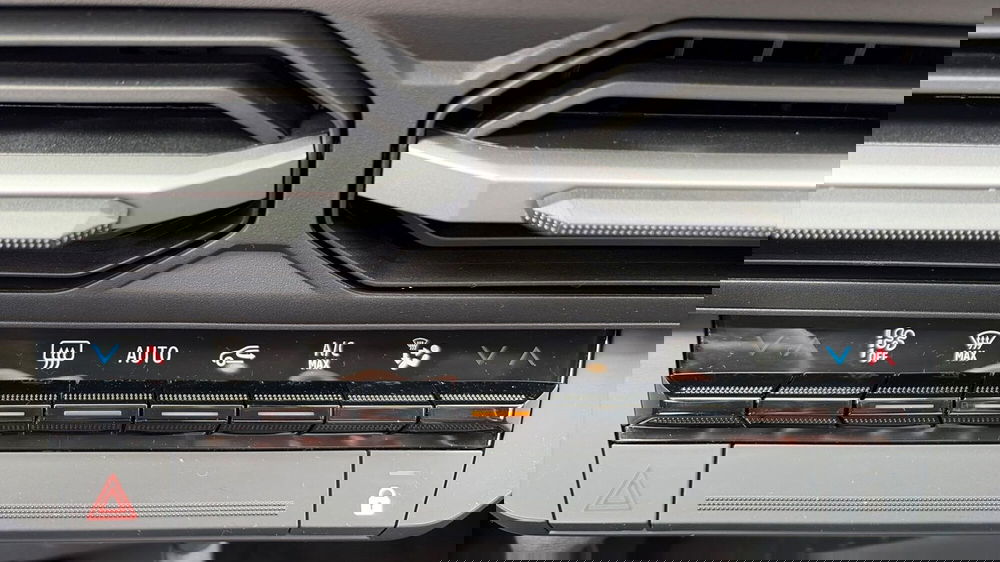 Dacia Bigster nuova a Treviso (16)