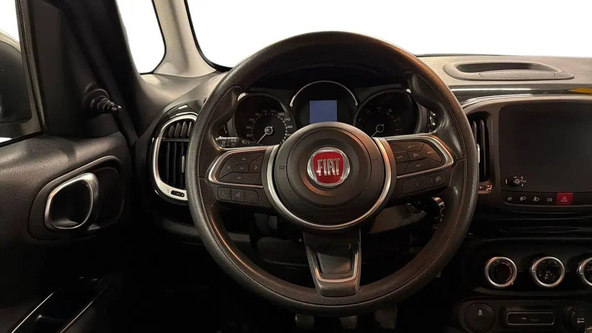 Fiat 500L usata a Treviso (8)