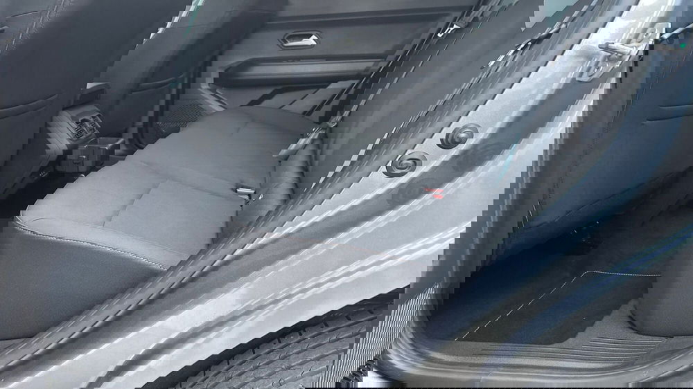 Dacia Bigster usata a Treviso (14)