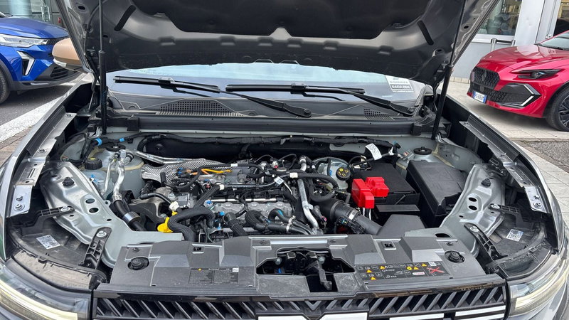 Dacia Bigster usata a Treviso (15)