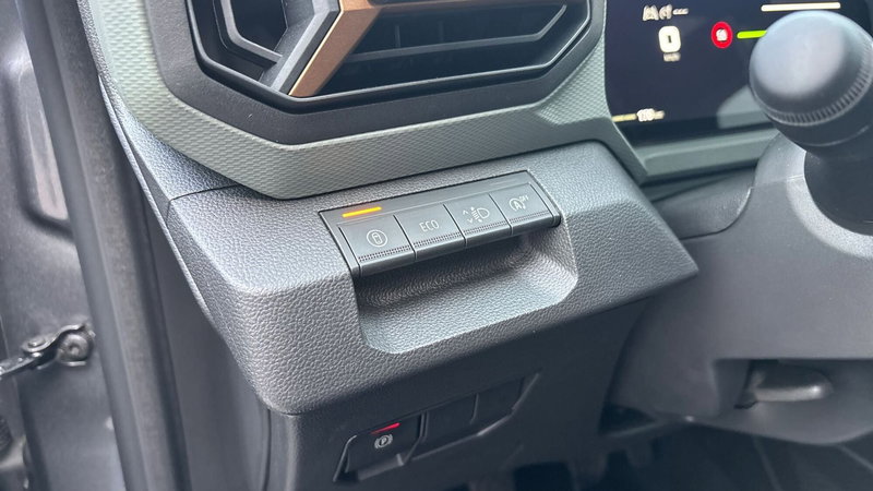 Dacia Bigster usata a Treviso (17)