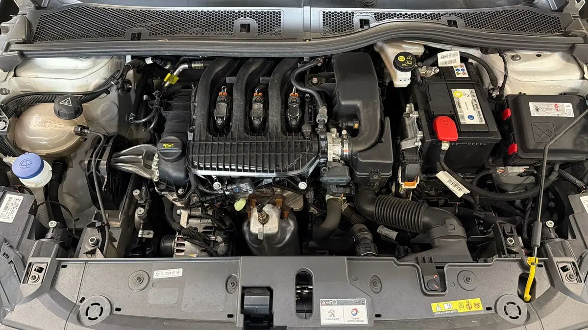 Peugeot 208 usata a Treviso (15)