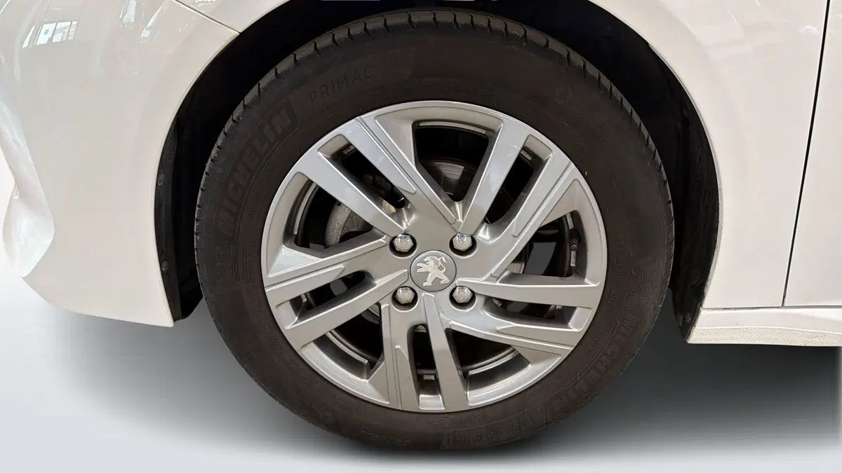 Peugeot 208 usata a Treviso (5)