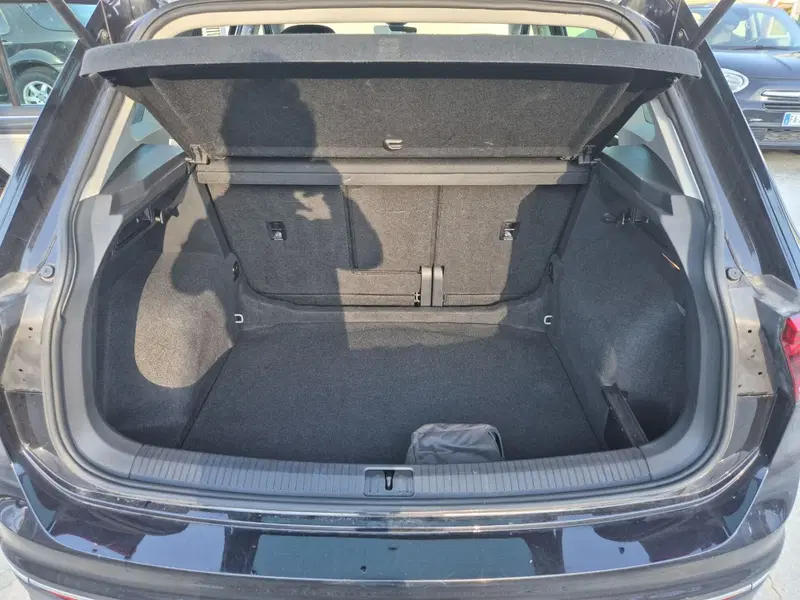 Volkswagen Tiguan usata a Genova (12)