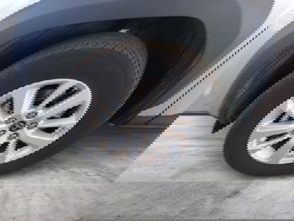 Toyota Yaris Cross usata a Roma (14)