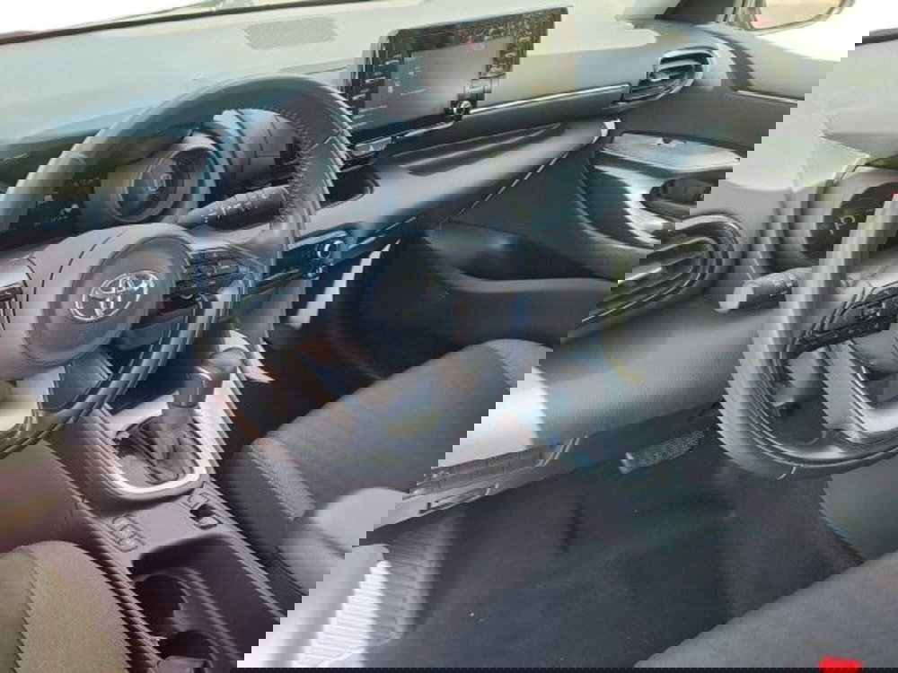 Toyota Yaris Cross usata a Roma (7)