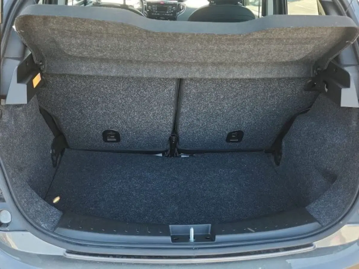 Lancia Ypsilon usata a Roma (5)